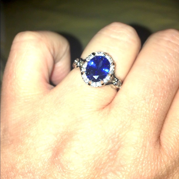 Sparkling *BLUE SAPPHIRE* & Sterling Silver Ring - Picture 5 of 7